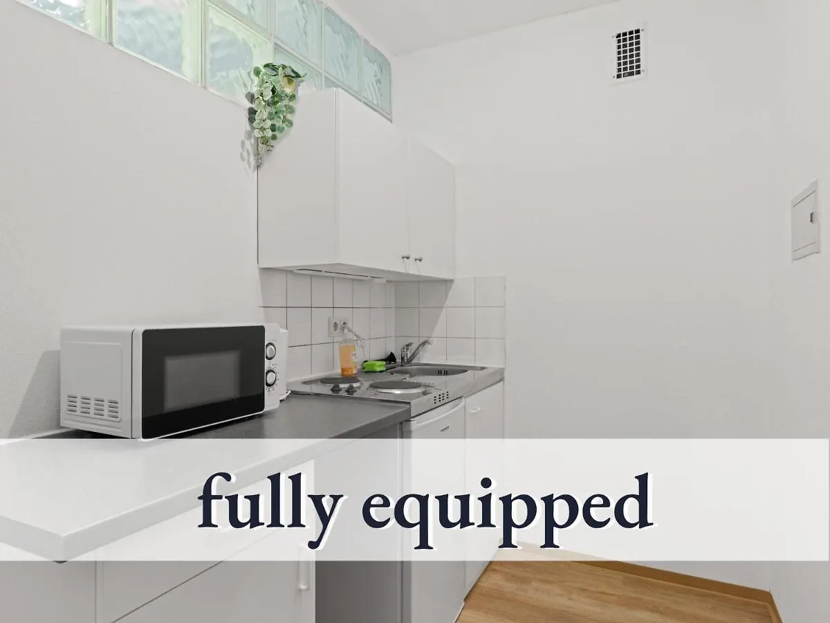 Apartment Hallo!-Apartment: Cozy City Center Stay with Sunny Balcony Bad Worishofen