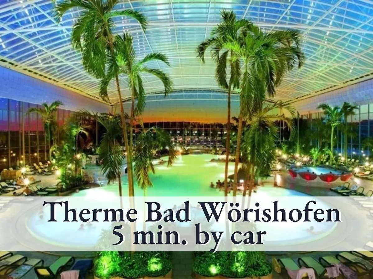 Hallo!-Apartment: Cozy City Center Stay with Sunny Balcony Bad Worishofen